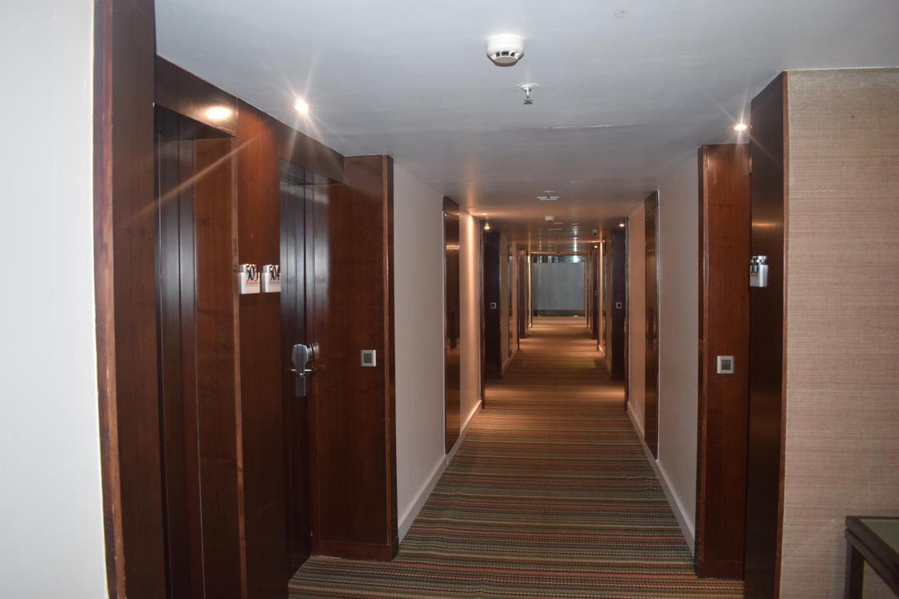 Country Inns & Suites By Radisson Manipal Exterior foto